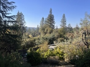 10647 Newtown Rd in Nevada City, CA - Building Photo - Building Photo