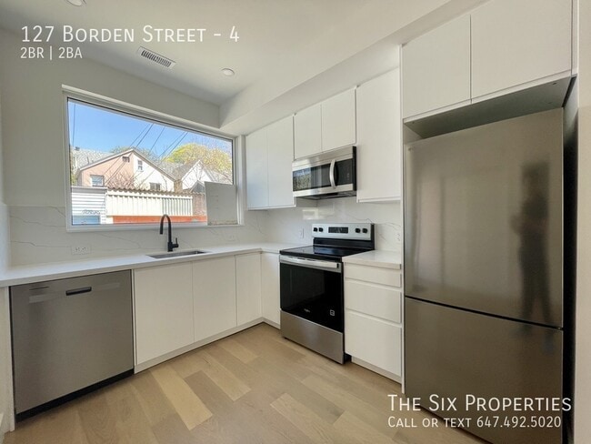 127 Borden St