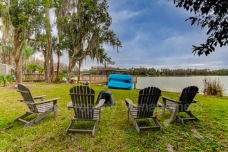 318 Deer Cove Ln in Lutz, FL - Building Photo - Building Photo