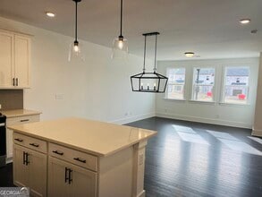 1568 Driggs Dr NW in Atlanta, GA - Building Photo - Building Photo