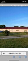 126 E Park St in Gilman, IL - Building Photo