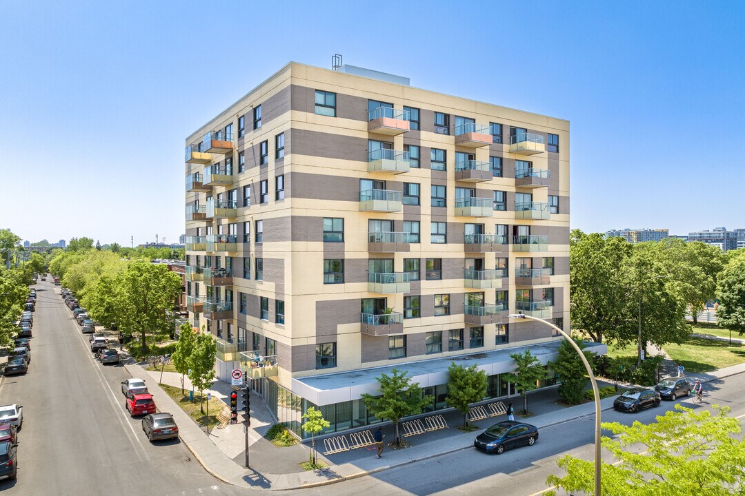 4811 Victoria Av in Montréal, QC - Building Photo