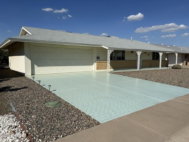 property at 10344 W Salem Dr