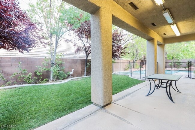 property at 1008 Meadowleah St