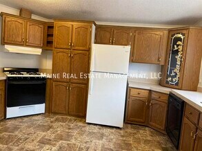 134 N Barton Rd in Campbellsport, WI - Foto de edificio - Building Photo