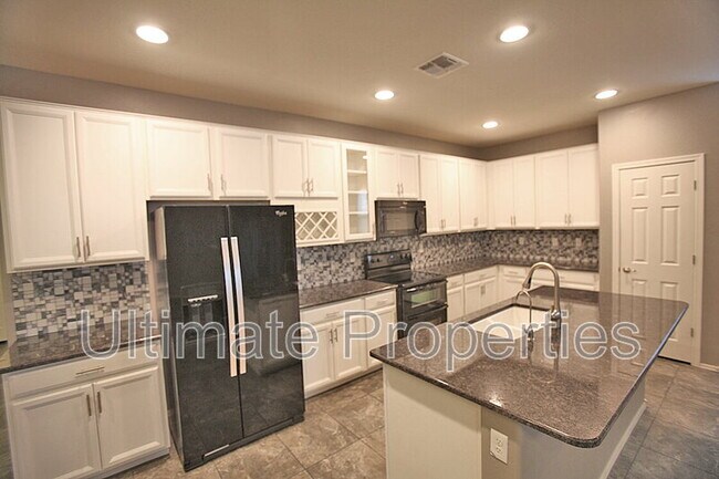 1165 N 163rd Dr in Goodyear, AZ - Building Photo - Building Photo