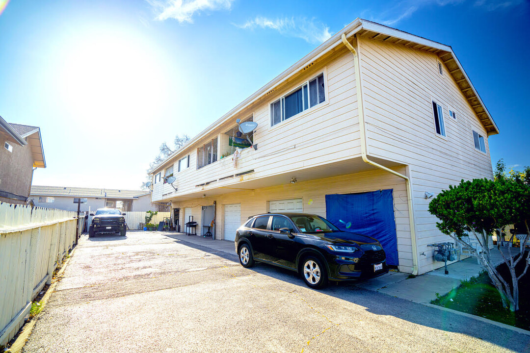 240 S 9th St in Grover Beach, CA - Building Photo