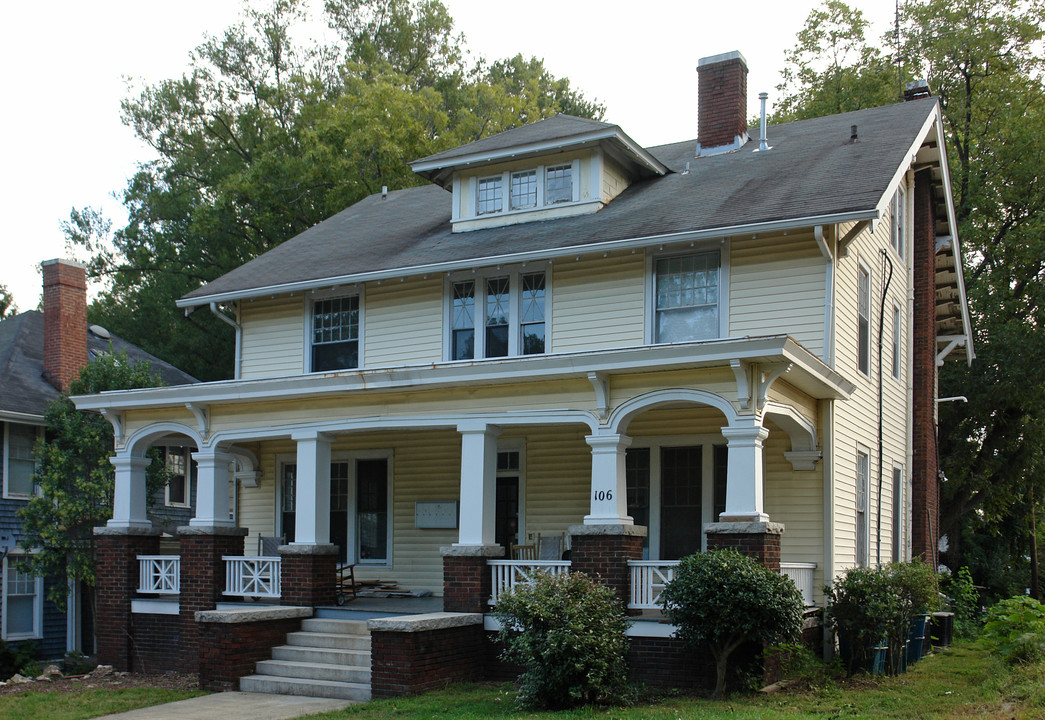 106 N Buchanan Blvd in Durham, NC - Foto de edificio