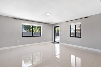 4165 W 5th Ln in Hialeah, FL - Building Photo - Building Photo