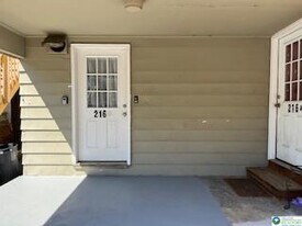 216 Cattell St in Easton, PA - Building Photo