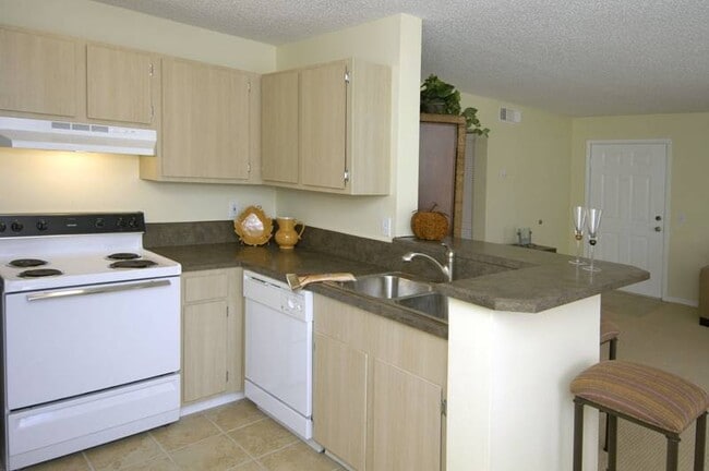 Crystal Trace Apartments