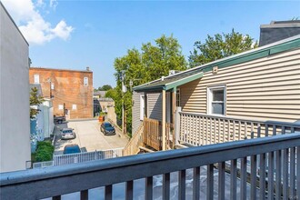 427 Front St in Catasauqua, PA - Building Photo - Building Photo