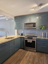 1780 NE 191st St, Unit 6082 in Miami, FL - Foto de edificio - Building Photo