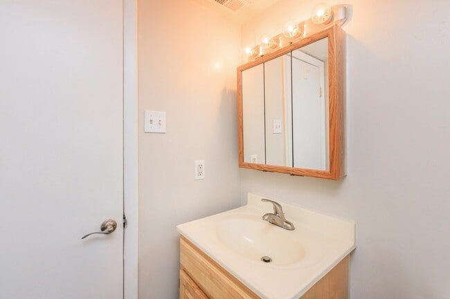 property at 3218 Green Lakes Dr