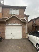 55 Lauraglen Crescent in Brampton, ON - Building Photo - Building Photo