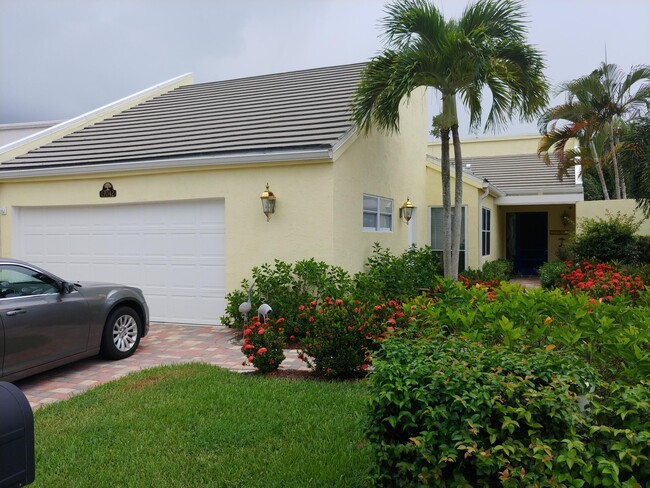 property at 17042 Traverse Cir