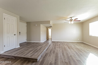3701 W Loma Ln in Phoenix, AZ - Building Photo - Building Photo