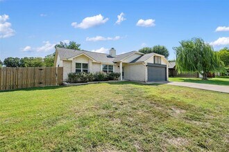 1807 Verbena Way in Round Rock, TX - Building Photo - Building Photo