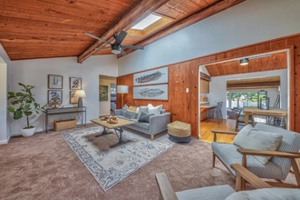 1165 Bella Vista Ct in Seaside, CA - Building Photo - Building Photo
