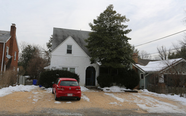 8303 Flower Ave in Takoma Park, MD - Building Photo - Building Photo