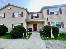 13-19 Cole St in Port Jervis, NY - Building Photo