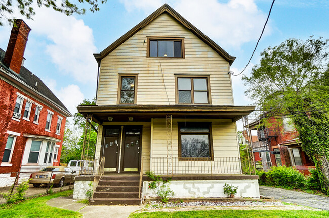 property at 1840 Brewster Ave