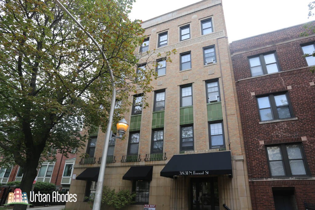 3832 N Fremont, Unit J08P in Chicago, IL - Foto de edificio