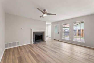 341 Fantail Loop in Lakeway, TX - Building Photo - Building Photo