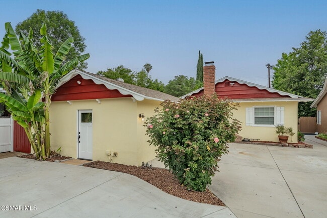 22637 Mariano St in Los Angeles, CA - Building Photo - Building Photo