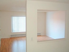 #334 OLYMPIC PARK in Vancouver, WA - Building Photo - Interior Photo