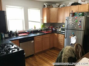 240 Parker Hill Ave in Boston, MA - Building Photo - Building Photo