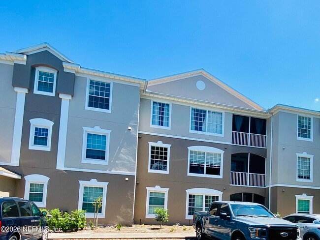 property at 10550 Baymeadows Rd