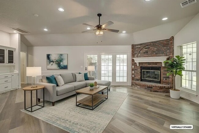 1700 Strawberry Hl in Midwest City, OK - Building Photo - Building Photo