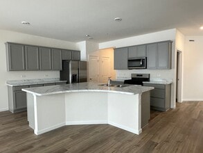 5922 Hawkweed Dr in Naperville, IL - Building Photo - Building Photo