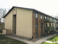 3500 Grand Ave in Ames, IA - Foto de edificio - Building Photo