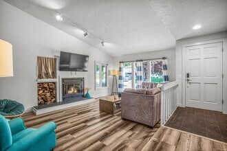 521 N Stierman Way in Eagle, ID - Building Photo - Building Photo