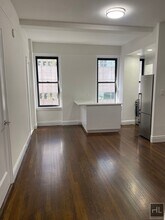 EAST 46 STREET in New York, NY - Building Photo - Building Photo