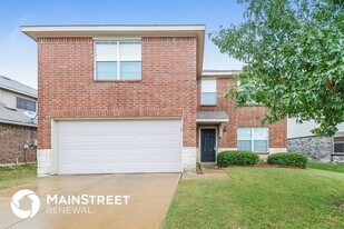 8536 Star Thistle Dr in Fort Worth, TX - Building Photo