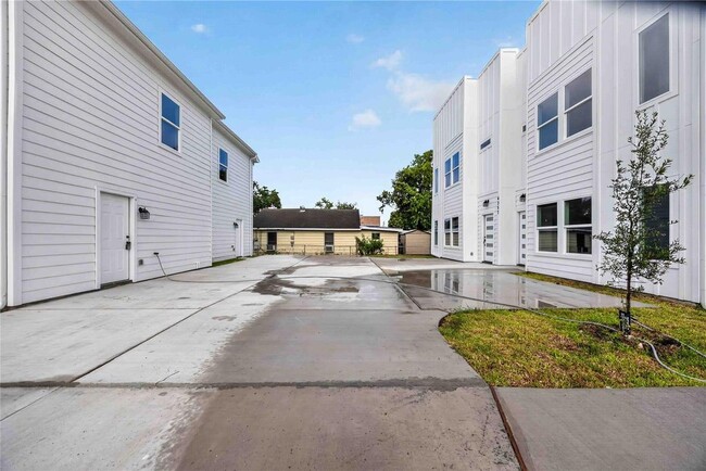 property at 4357 Elmwood St