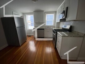 44 Montfern Ave in Boston, MA - Building Photo