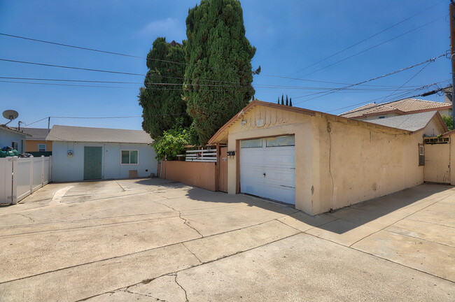 4007 Eunice Ave in El Monte, CA - Building Photo - Building Photo