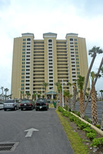 Emerald Isle in Gulf Breeze, FL - Building Photo - Building Photo