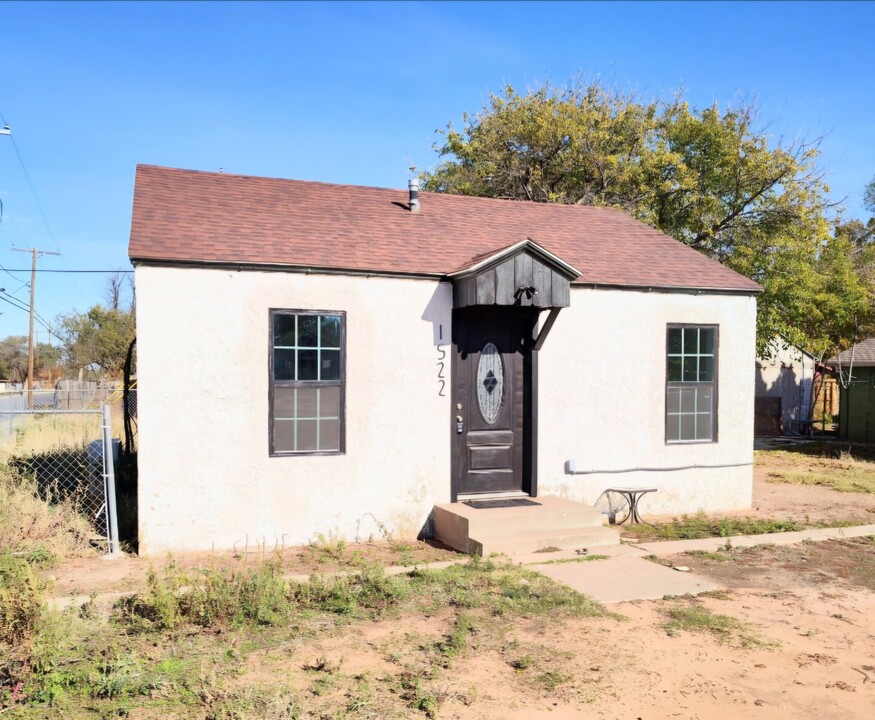 1522 31st St in Lubbock, TX - Foto de edificio