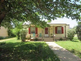 1302 Marshall St in Abilene, TX - Building Photo