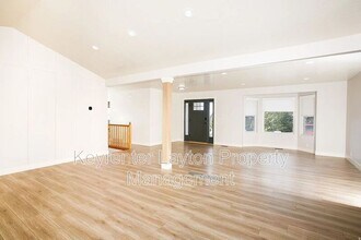 1306 N Thornfield Rd in Kaysville, UT - Building Photo - Building Photo