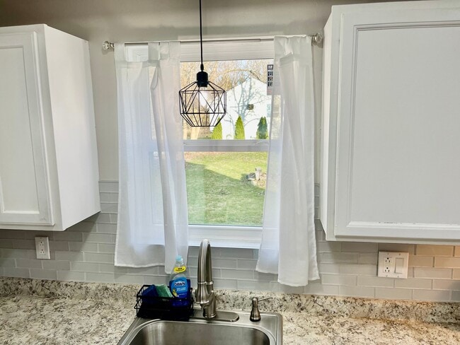 62 E Water St, Unit 1 in Taunton, MA - Building Photo - Building Photo