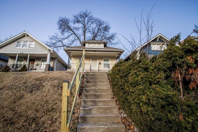 806 Monroe Ave in Kansas City, MO - Building Photo - Building Photo