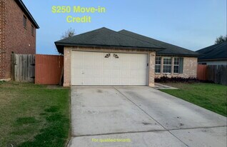 5146 Erickson Bluff in San Antonio, TX - Building Photo