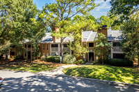 Parkhill Condominiums in Charlotte, NC - Building Photo - Building Photo