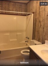 135 W Menard Rd in Duson, LA - Building Photo - Building Photo